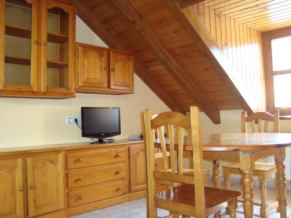Apartamentos Saila Castejón de Sos Exterior foto